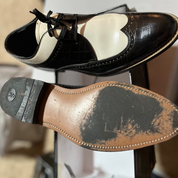Men’s and women’s shoes main image 15